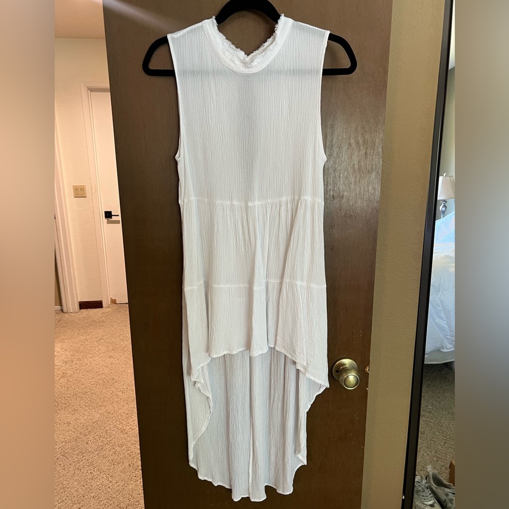 Vici White High Low Tank Top